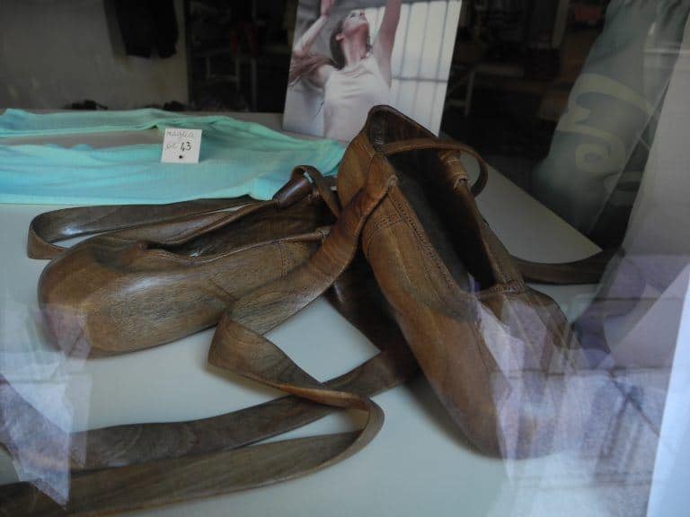 Cremona – ballet shoes, Jan.2018 (Lombardia)