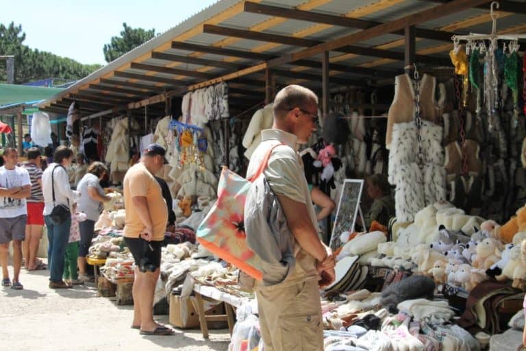 Crimea, Ai-Petri – choosing, July 2013 (Crimea)