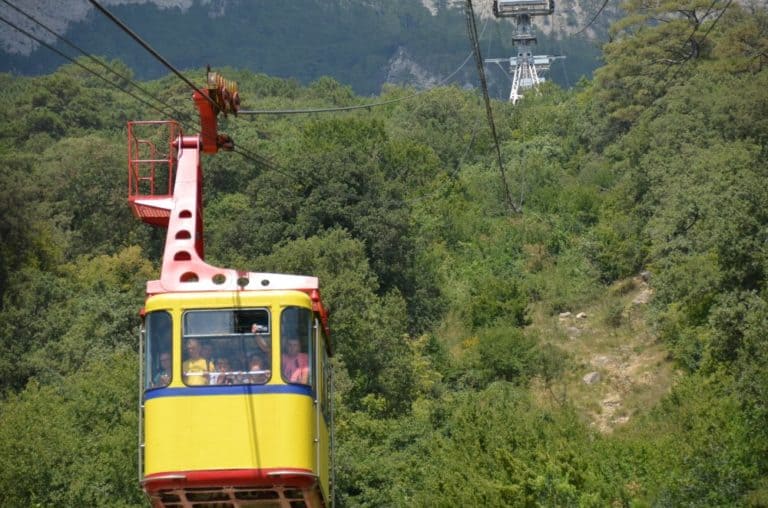 Crimea, Ai-Petri – yellow carriage, July 2013 (Crimea)