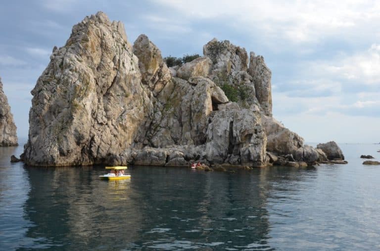 クリミア半島、グルズフ－島とボート 2013年7月 (クリミア半島)