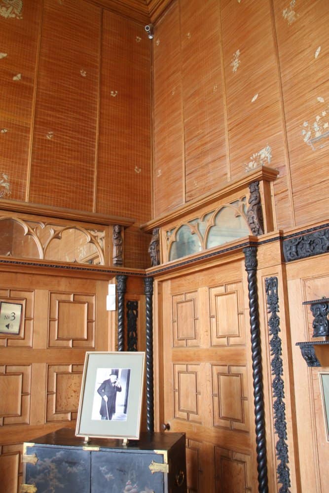 Crimea, Vorontsuov Palace – Asian wall, July 2013 (Crimea)