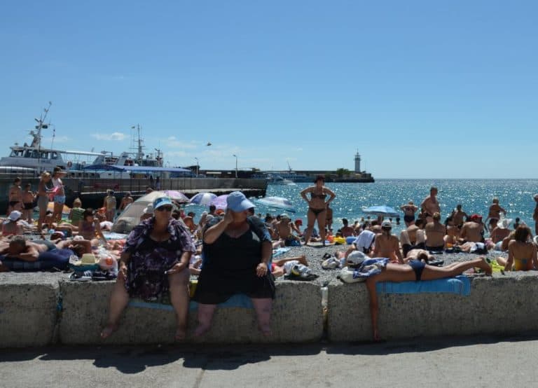 Ukraine, Yalta – two people, July 2013 (Yalta)