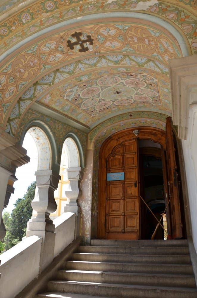 Ukraine, Yalta – gorgeous ceiling, July 2013 (Yalta)