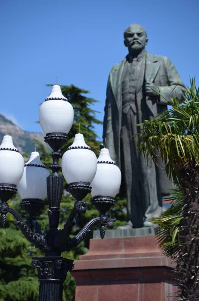 Ukraine, Yalta – lamp and Lenin, July 2013 (Yalta)