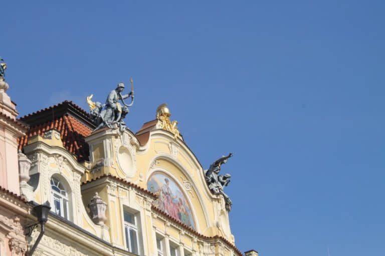 Czech, Prague – statues on top, Sept.2013 (Praga)