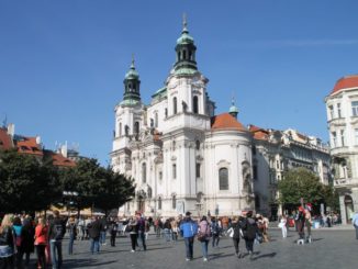 チェコ、プラハ－後姿 2013年9月