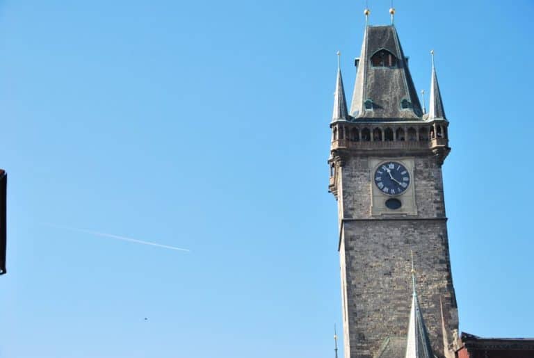 Czech, Prague – contrail, Sept.2013 (Prague)