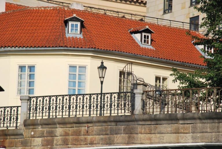 Czech, Prague – house near river, Sept.2013 (Praga)