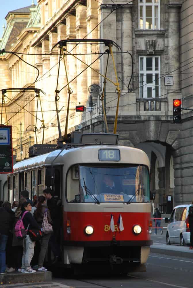 Czech, Prague – get on the tram, Sept.2013 (Praga)