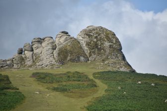 イングランド　デヴォン州　ダートムーア国立公園　Haytor