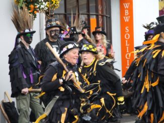 Bovey Tracey – Morris dance 5, May 2015