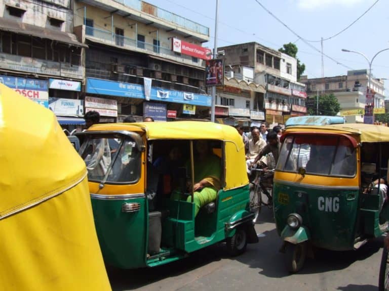 India, Delhi – taxis, Sept. 2006 (Delhi)