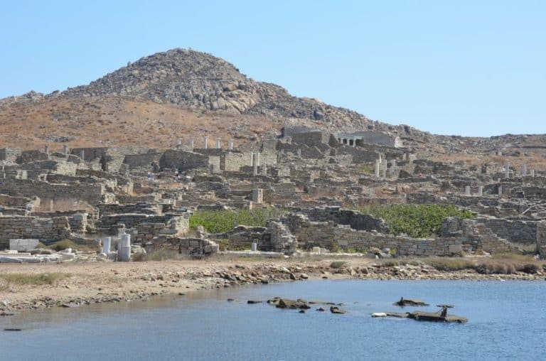Grecia, Delos – mare, rovine e collina, settembre 2013