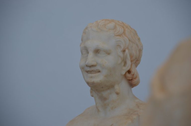 Greece, Delos – smirk, Sept.2013
