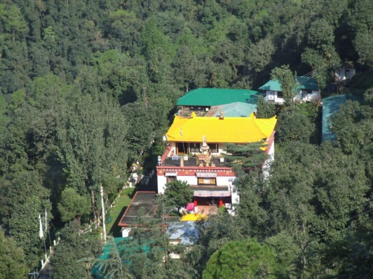 India, Dharamsala – temple, Sept.2006 (Dharamsala)