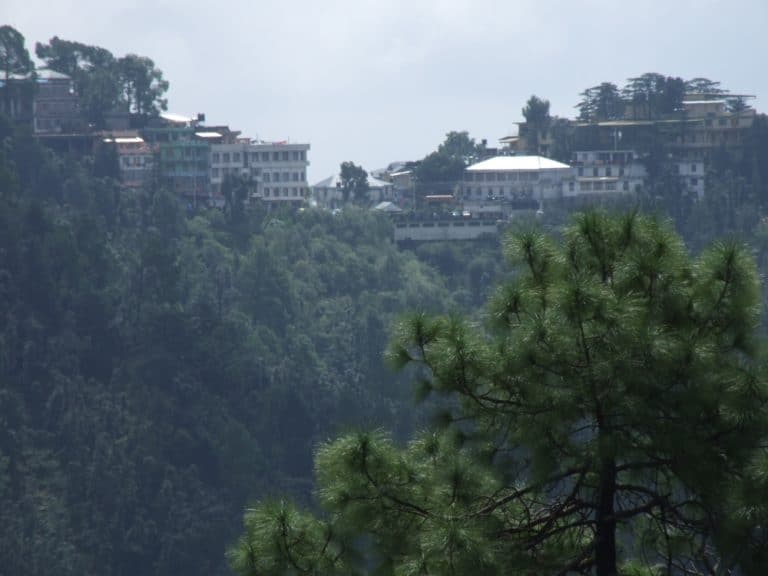 India, Dharamsala – houses on the hill, Sept.2006 (Dharamsala)