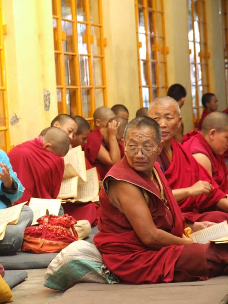 India, Dharamsala – red robe, Sept.2006 (Dharamsala)