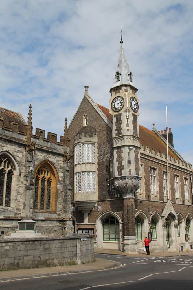 Dorchester – man in red, May 2015 (Dorset)