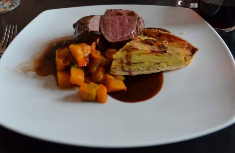 レストラン「アルテ・マイスター」－鹿肉料理 2015年9月 (ドレスデン)