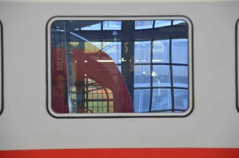 駅―窓 2015年8月 (ドレスデン)
