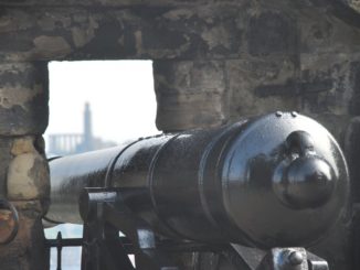 cannone-castello-edimburgo-scozia