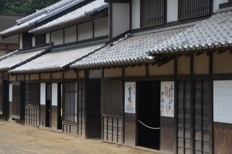 Edo – row of houses, May 2015