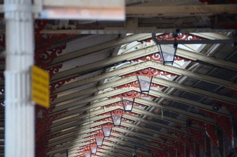 Inghilterra, Windsor  – soffitto dela stazione, mar.2014 (Windsor)