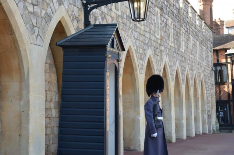 Inghilterra, Windsor  – guardia, mar.2014 (Windsor)