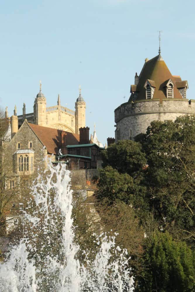 Inghilterra, Windsor  – fontana, mar.2014 (Windsor)