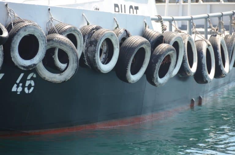 Greece, Syros, Ermoupoli – tyres, Sept.2013 (Syros)