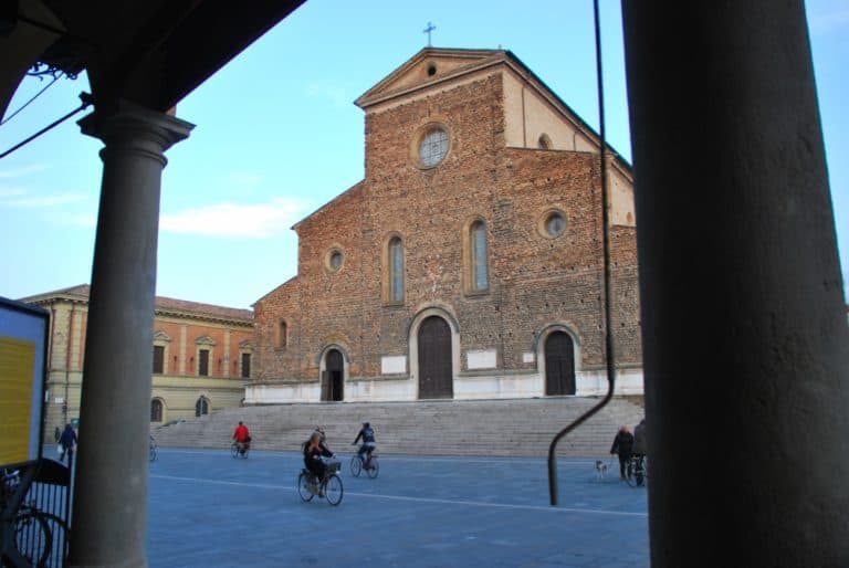 Faenza – church, Feb.2015 (Emilia-Romaña)
