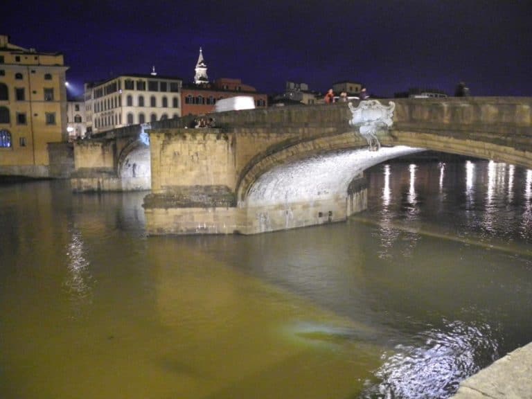 Italy, Florence – river, Apr. 2013 (Florencia)