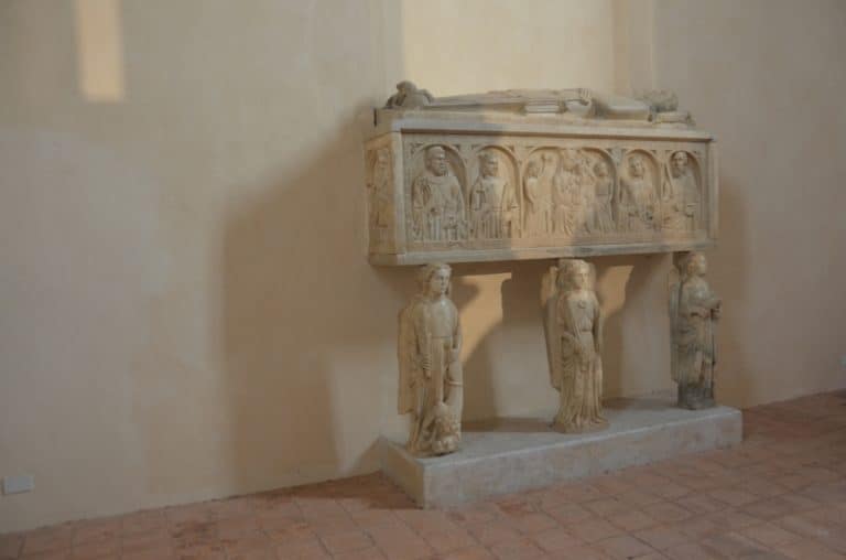 Gerace – coffin, July 2015 (Calabria)