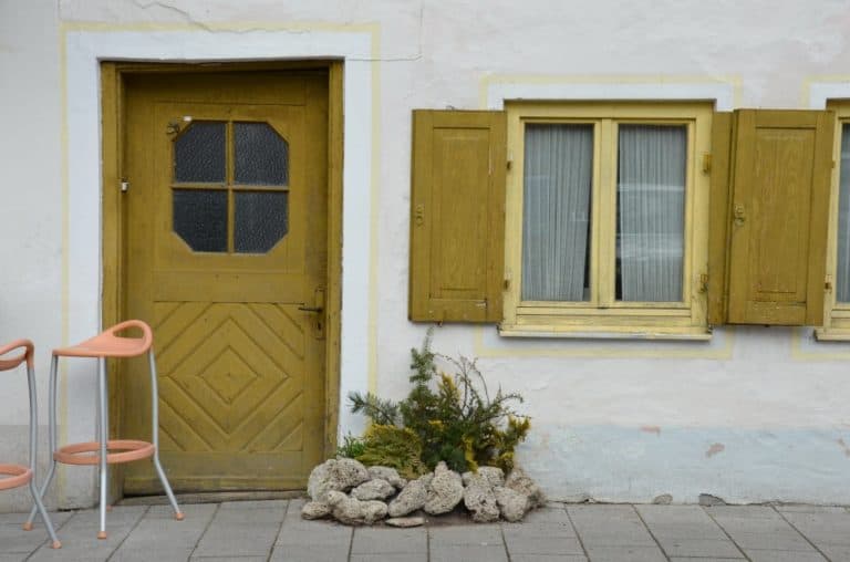 Germania, Oberammergau – porta e finestra, maggio 2013