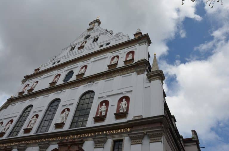 Germania, Monaco – chiesa bianca, maggio 2013 (Monaco di Baviera)