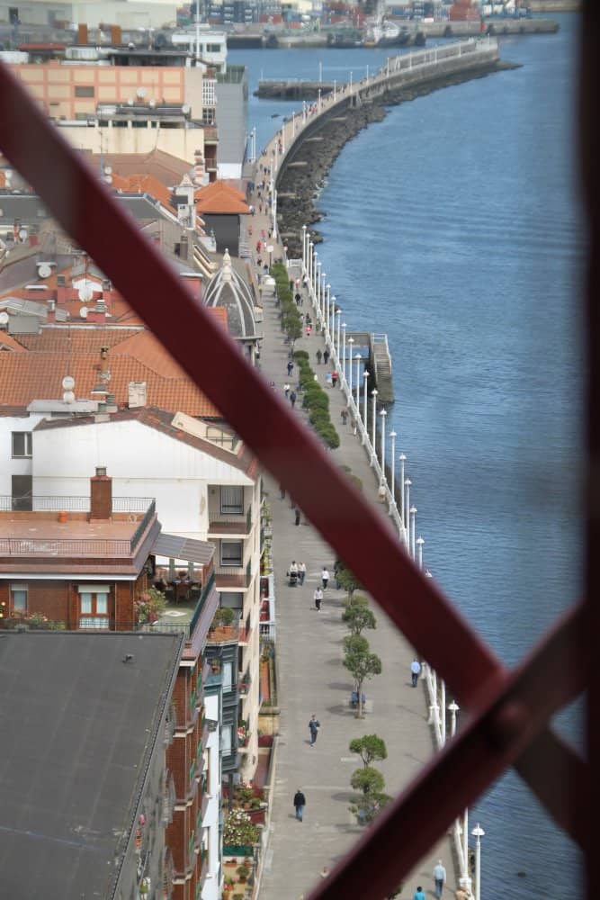 Spain, Getxo – curve, May 2014 (Getxo)