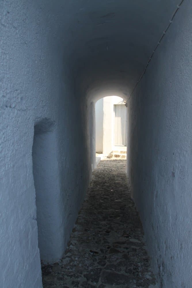 Greece, Santorini, Pyrgos – passage, Aug.2013 (Santorini)