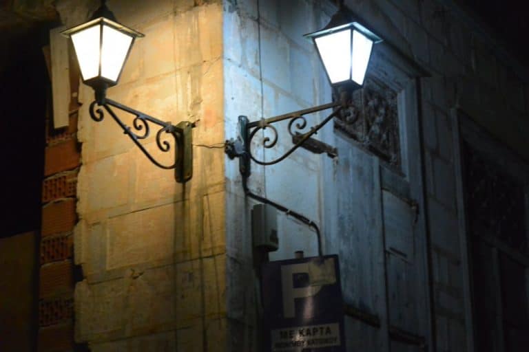 Greece, Syros, Ermoupoli – lamp at night, Sept.2013 (Syros)