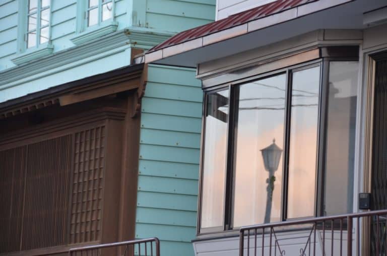 Japan, Hakodate – lamp in window, Sept.2014 (Hakodate)