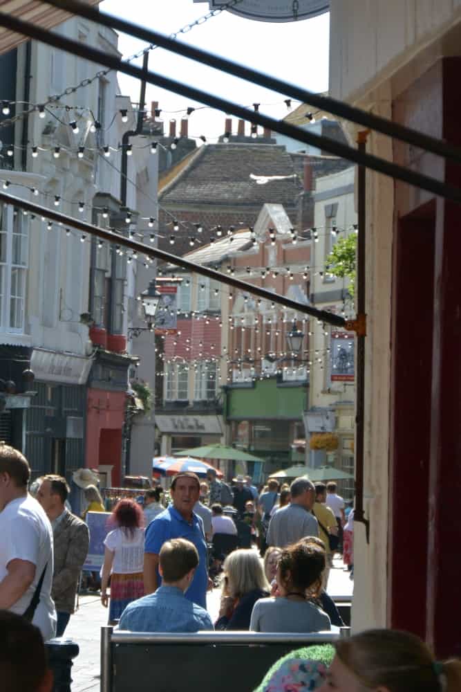 città vecchia – strada principale, Giugno 2015 (Hastings)