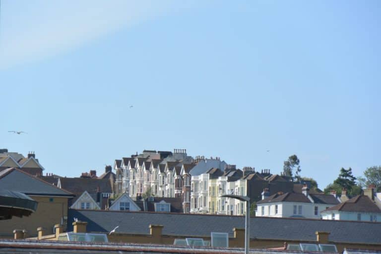 città vecchia – fila di case, Giugno 2015 (Hastings)