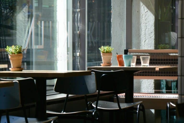 ristorante – luce, Agosto 2015 (Helsinki)