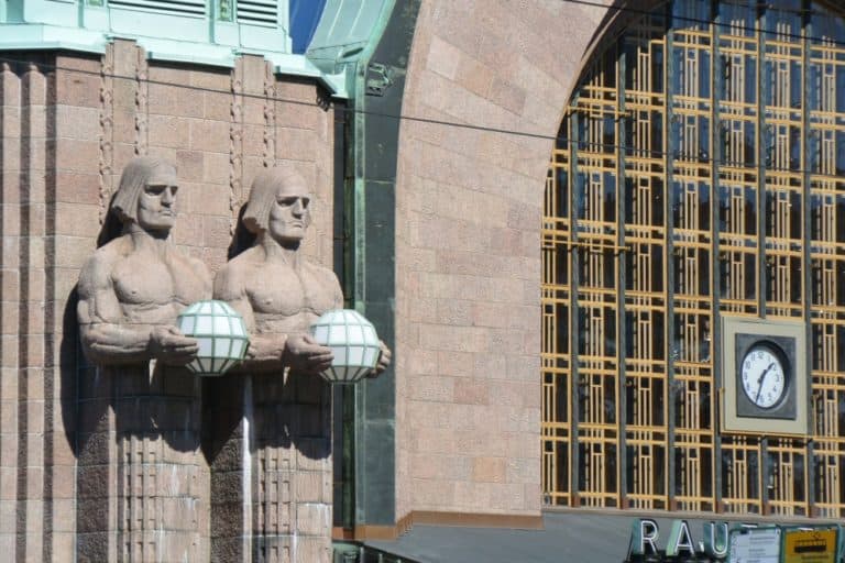 città – stazione, Agosto 2015 (Helsinki)