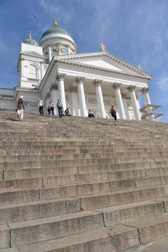 Tuomiokirkko – staircase, Aug.2015 (Helsinki)