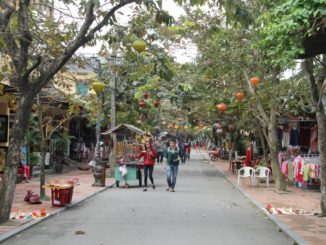 ベトナム、ホイアン―土産物店 2015年1月