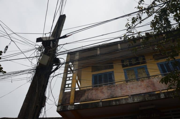 Vietnam, Hoi An – electric wires, Jan.2015 (Hoy An)