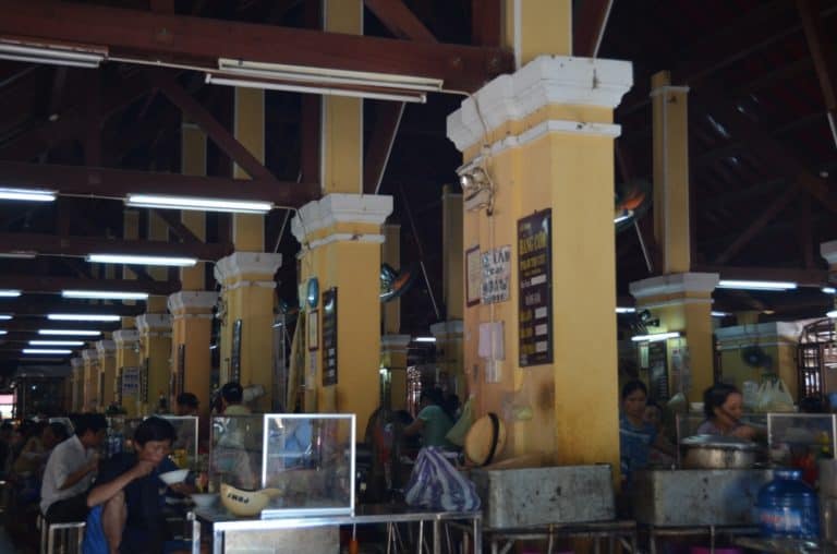 Vietnam, Hoi An – indoor market, Jan.2015 (Hoy An)