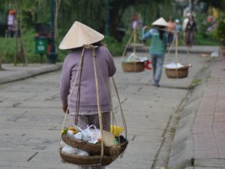 ベトナム、ホイアン－漕ぐ2015年1月