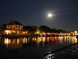 Un giro su una barca a remi ad Hoi An in Vietnam