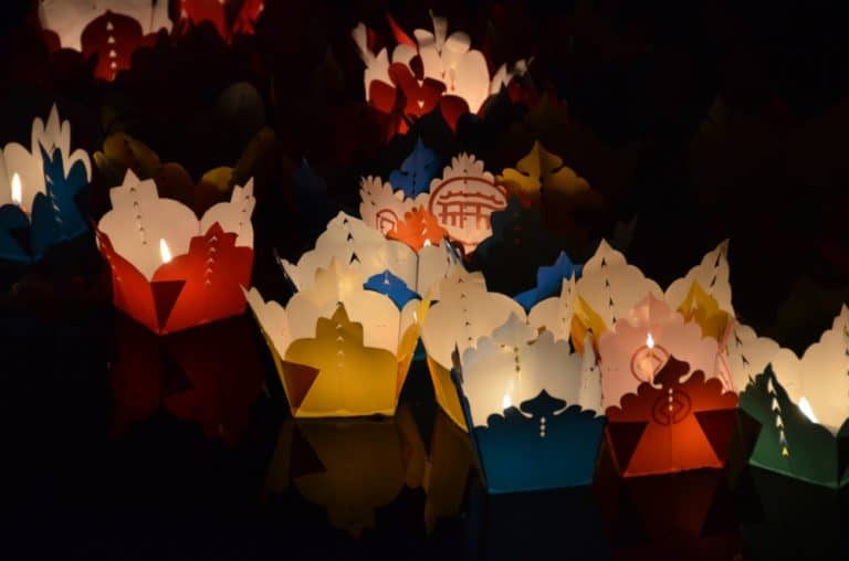 Vietnam, Hoi An night – candles, Jan.2015 (Hoy An)